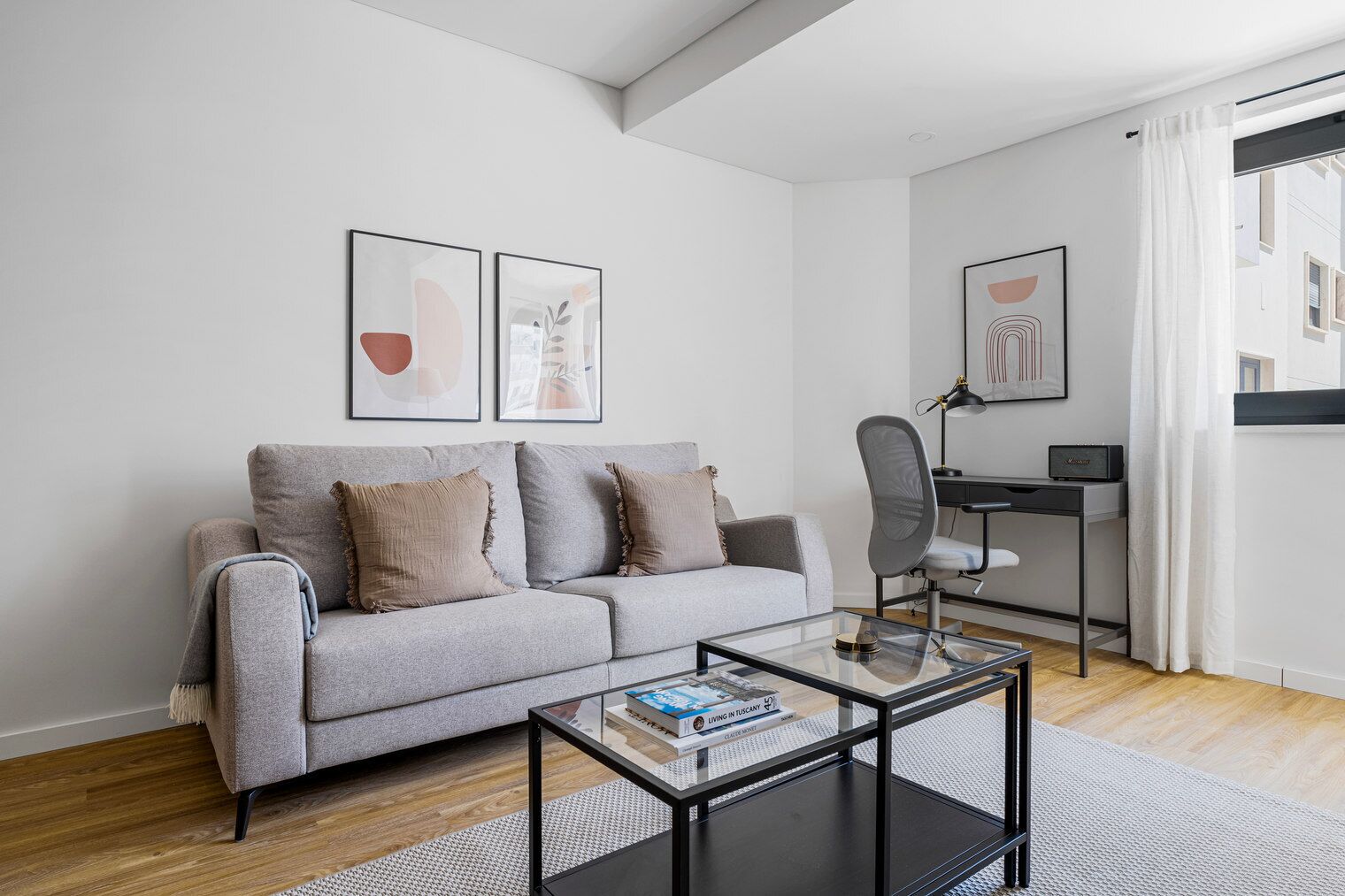 Télévision, chaîne hi-fi