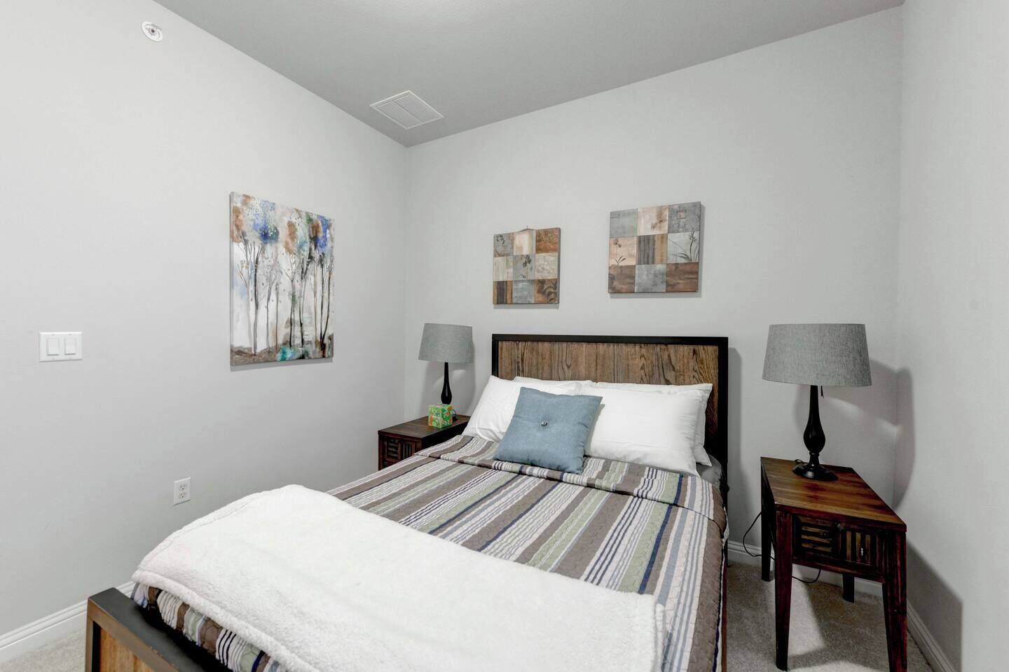 4 chambres, bureau, fer et planche à repasser, Wi-Fi gratuit
