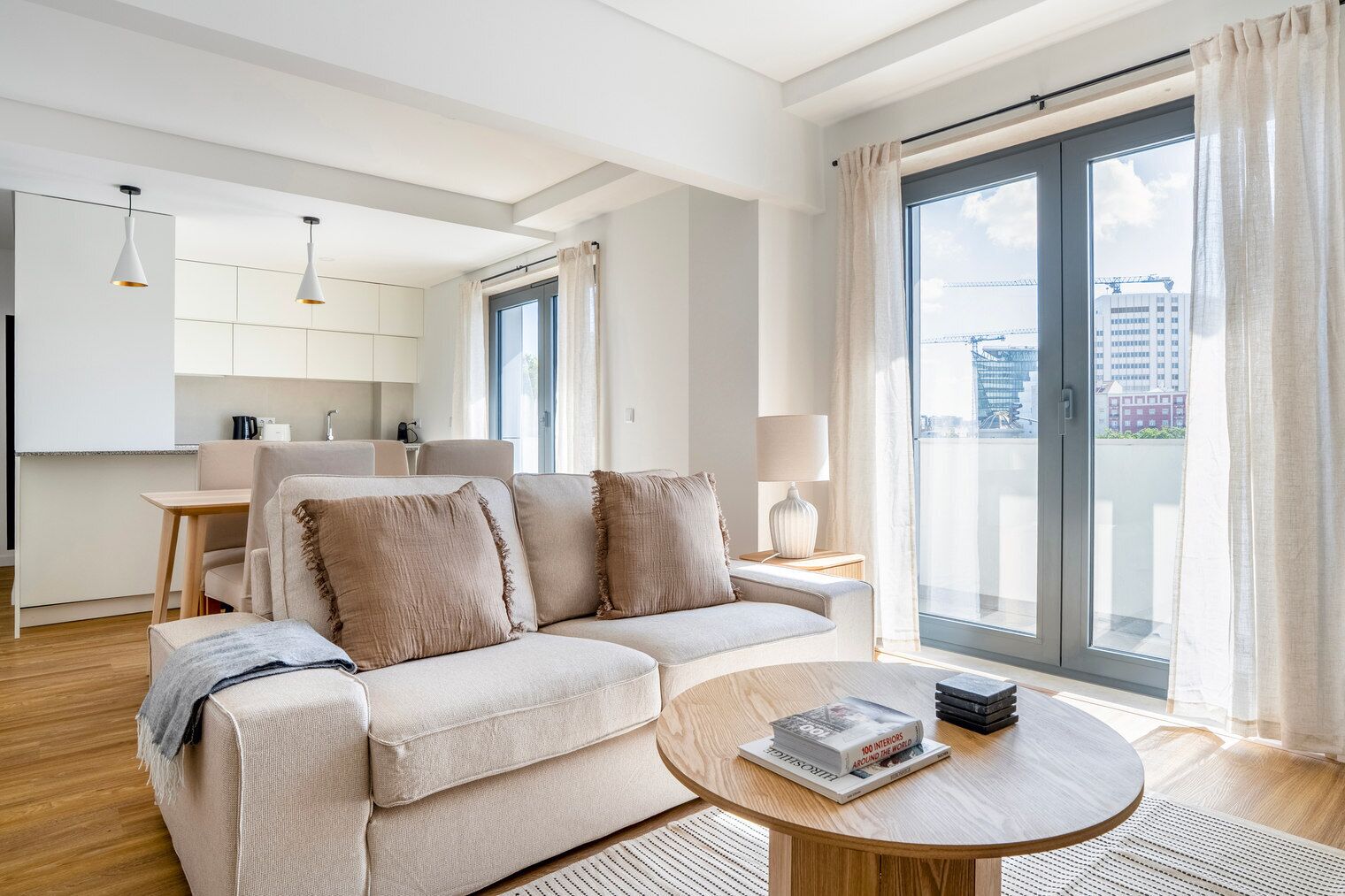 Fernseher, Stereoanlage