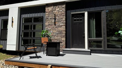 Private Get Away TINY HOUSE with SAUNA