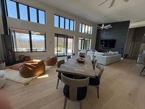 Dining - Your Own Private Retreat - pool, hot tub, cold plunge, red light sauna, pickleball (Asheville)