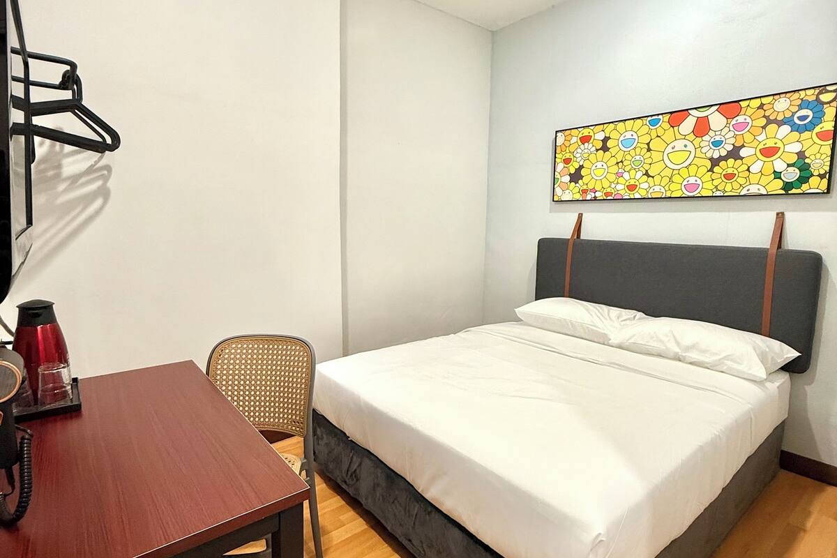 Standard Double Room | Desk, free WiFi