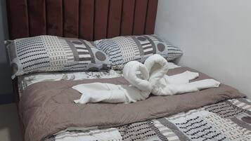 1 Schlafzimmer, Zimmersafe, Bügeleisen/Bügelbrett, kostenloses WLAN