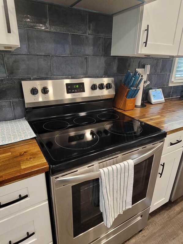 Microwave, oven, stovetop, dishwasher