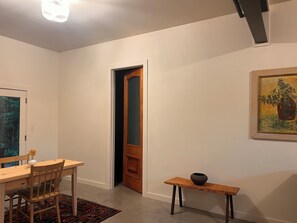 Dining - Modern, Stylish apartment on Stunning Horse Farm in Shaftsbury Vermont. (Shaftsbury)