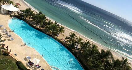 Beach Front Charming 2-bedroom apartment in Marbella