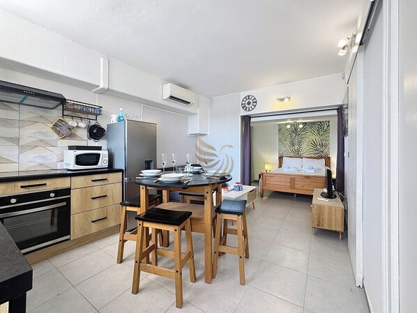 Microwave, oven, coffee/tea maker, toaster