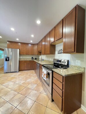 Microwave, stovetop, dishwasher