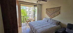 1 Schlafzimmer, Schreibtisch, Bügeleisen/Bügelbrett, kostenloses WLAN