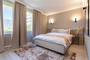 2 室のベッドルーム、アイロン / アイロン台、WiFi、ベッドシーツ