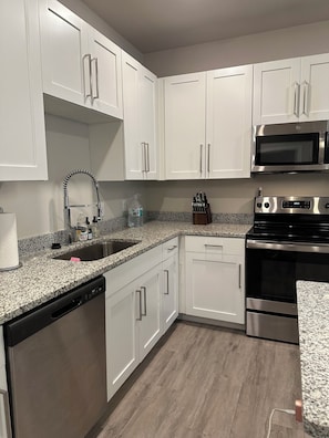 Microwave, oven, stovetop, dishwasher