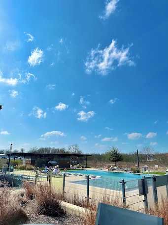 Outdoor pool, pool umbrellas