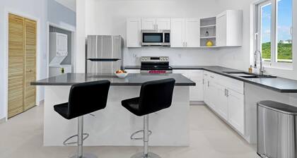 Bayfield Street’s Cozy 3bed Comfortable Escape to the Turks and Caicos