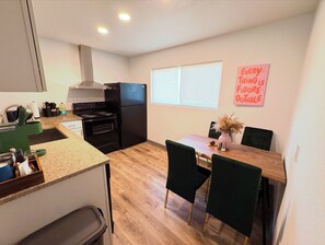 Microwave, oven, stovetop, dishwasher