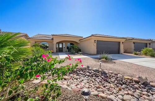 Fabulous 3-bedroom house with AC in Fort Mohave