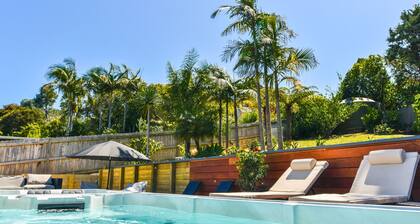 La Maison Soleil with heated Swim Spa