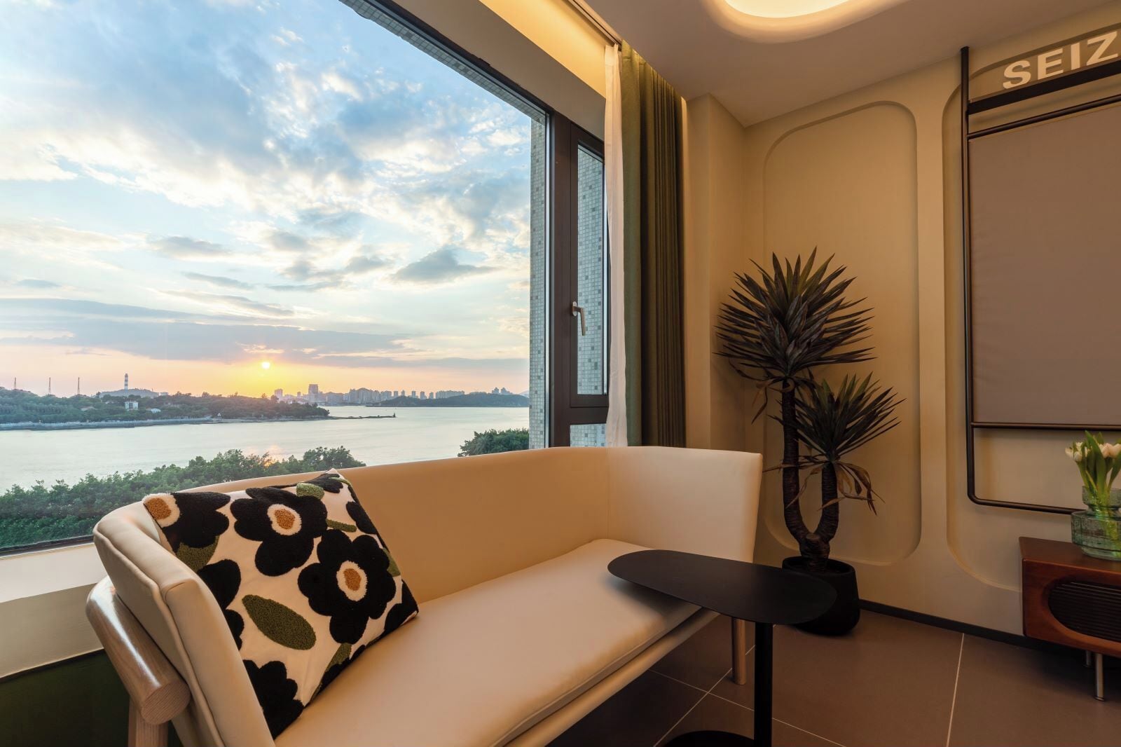 Kamar Senior | Pemandangan pantai/laut