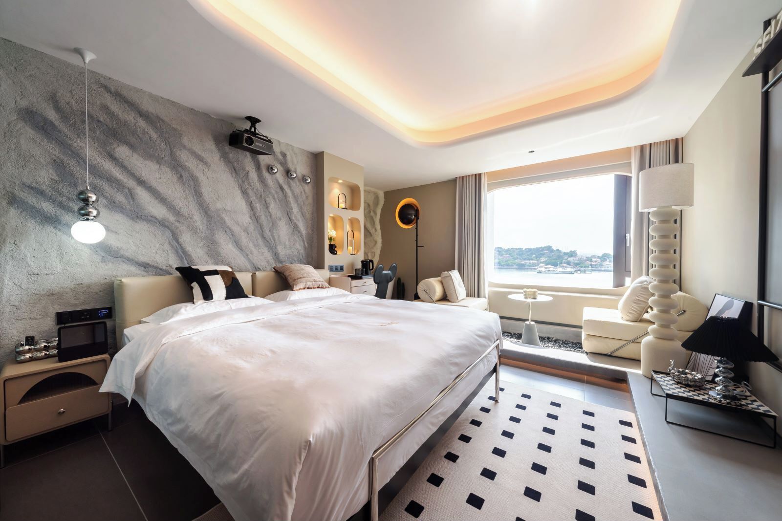 Exclusive Double Room | Individually decorated, laptop workspace, iron/ironing board