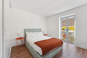 1 habitación, tabla de planchar con plancha, internet y ropa de cama 