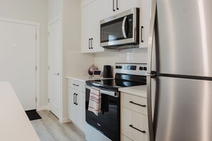 Microwave, stovetop, dishwasher