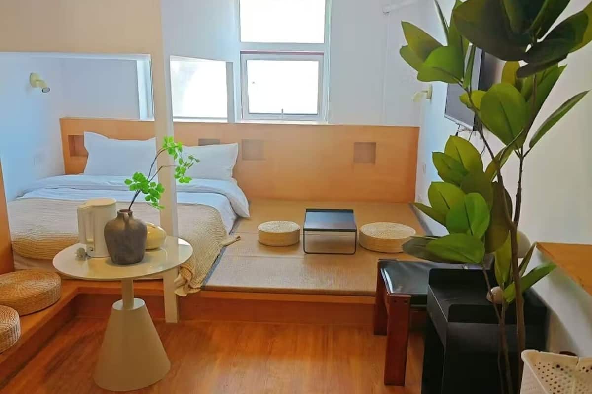 Habitación familiar con 2 camas individuales | Wifi gratis