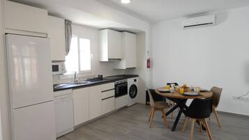 Frigorifero, microonde, forno, lavastoviglie