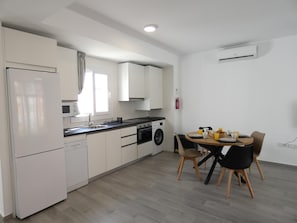 Fridge, microwave, oven, dishwasher