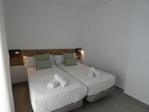 2 Schlafzimmer, Bügeleisen/Bügelbrett, Internetzugang, Bettwäsche