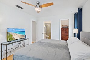 3 chambres, fer et planche à repasser, Wi-Fi gratuit, draps fournis