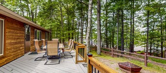 Charming Lakeview cabin w/ dock, fire pit, gas grill, & WIFI, Dogs-YES