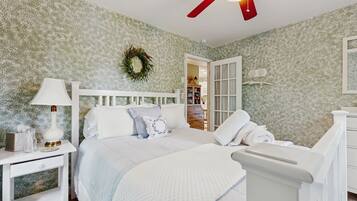 2 chambres, fer et planche Ă repasser, accĂšs Internet, draps fournis