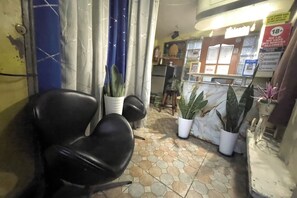 Reception - D and A Transient Inn Taguig (Taguig)