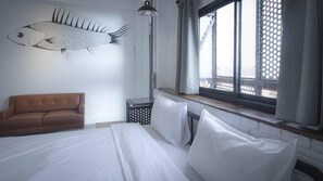 Standaard kamer | Een bureau, gratis wifi