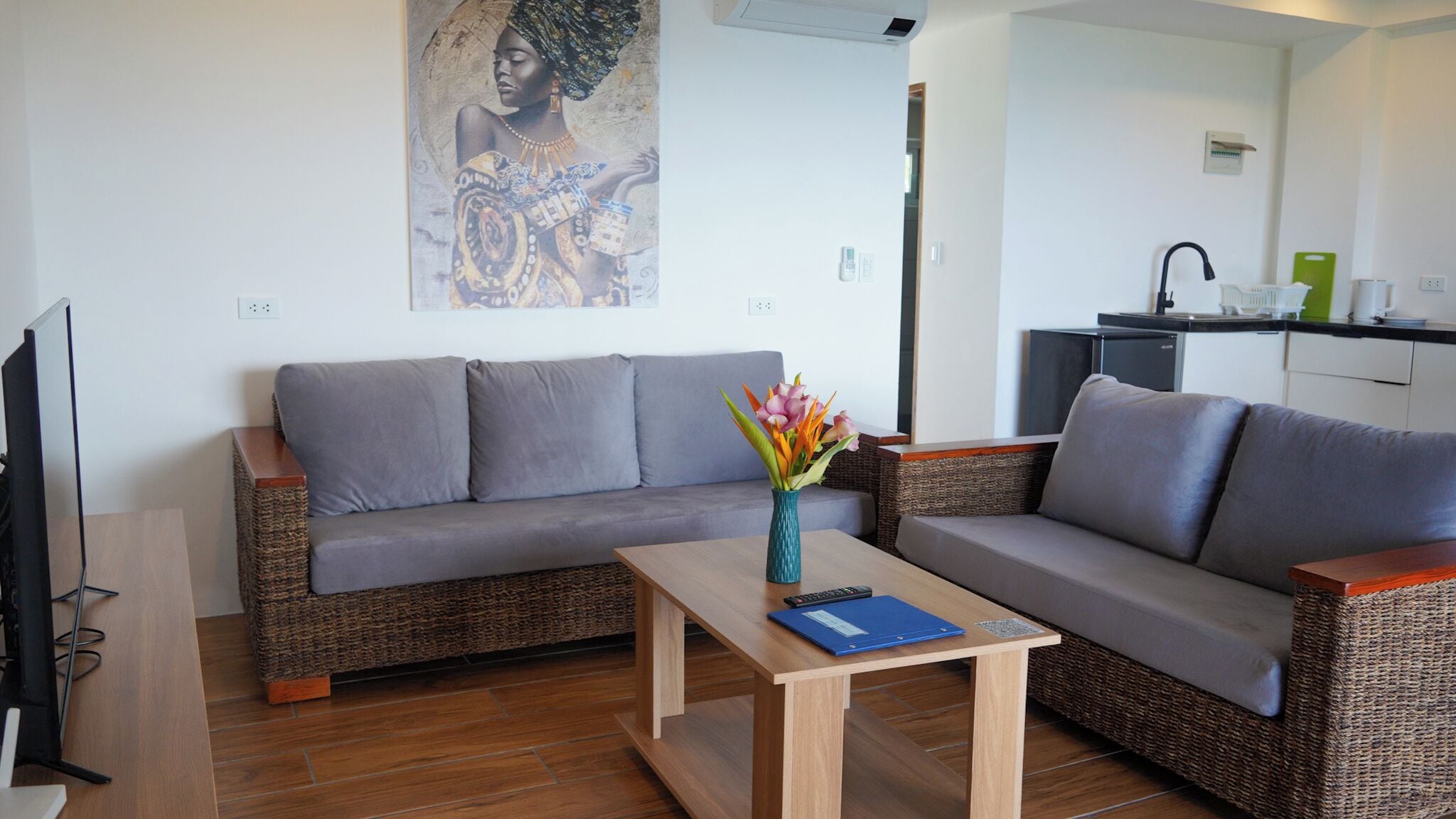 Appartamento Deluxe, balcone, vista mare | Biancheria da letto di alta qualità, materassi in memory foam