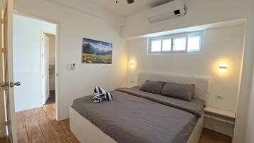 Doppia Deluxe, balcone, vista mare | Biancheria da letto di alta qualità, materassi in memory foam