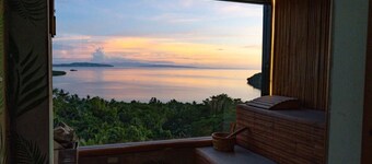 ทาบลาส ซีวิว โฮมสเตย์