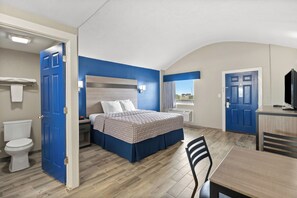 1 bedroom, bed sheets
