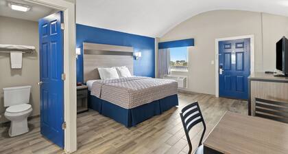 Relaxing Rockport beach getaway, pool and fun