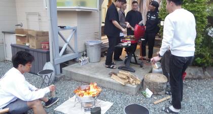 Building A Cottage for small groupswith bathroom / Ashigarashimo District Kanagawa