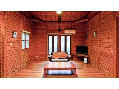 Log cottage for 5 people Fully equipped and pet / Aridagun Wakayama