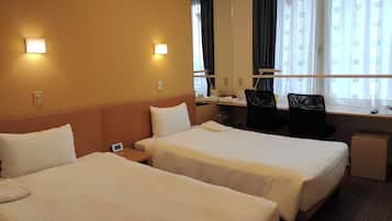 1 bedroom, desk, free WiFi, bed sheets