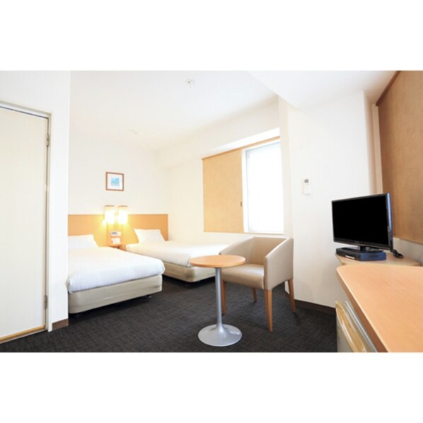 1 chambre, bureau, fer et planche à repasser, accès au Wi-Fi (inclus)