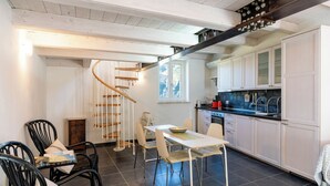 Billede uden beskrivelse, 3 af 32, knap