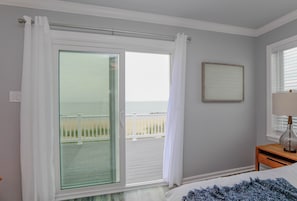 3 habitaciones, tabla de planchar con plancha, cuna de viaje y wifi 