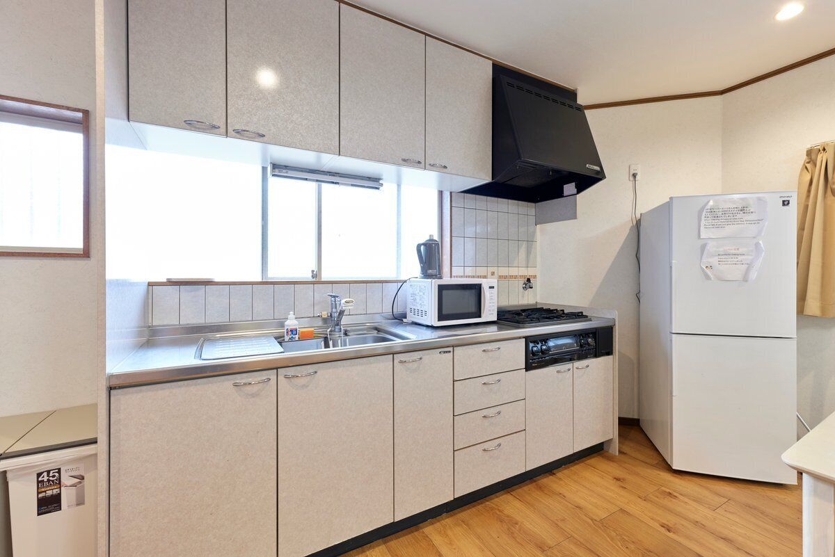 Fridge, microwave, cookware/dishes/utensils