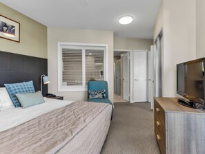 1 bedroom, iron/ironing board, WiFi