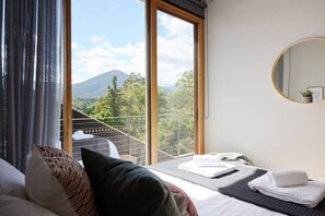 3 Schlafzimmer, Schreibtisch, Bügeleisen/Bügelbrett, WLAN