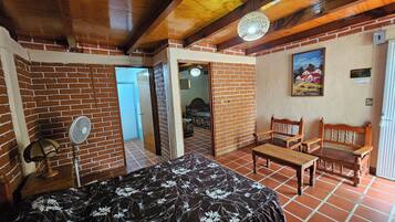 Cabaña familiar | Tabla de planchar con plancha y wifi gratis
