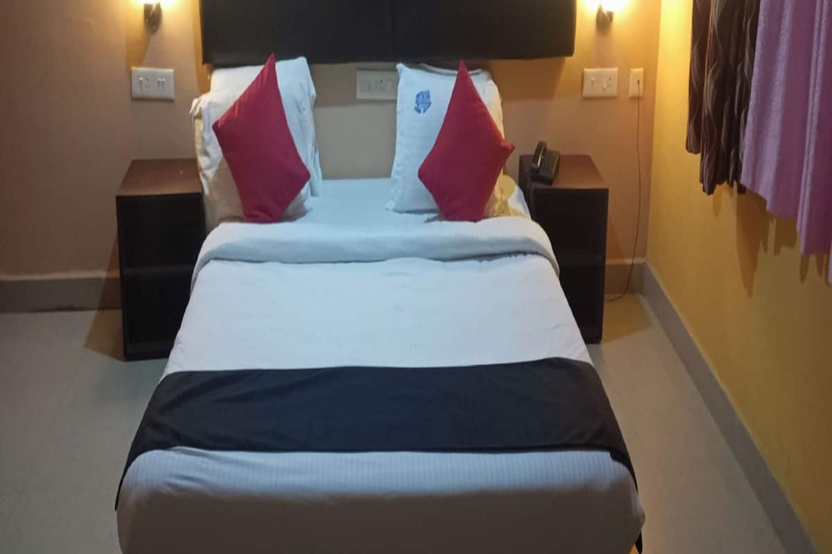 Standard Room | Desk, free WiFi