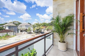 Villa, 2 chambres, vue piscine | Balcon
